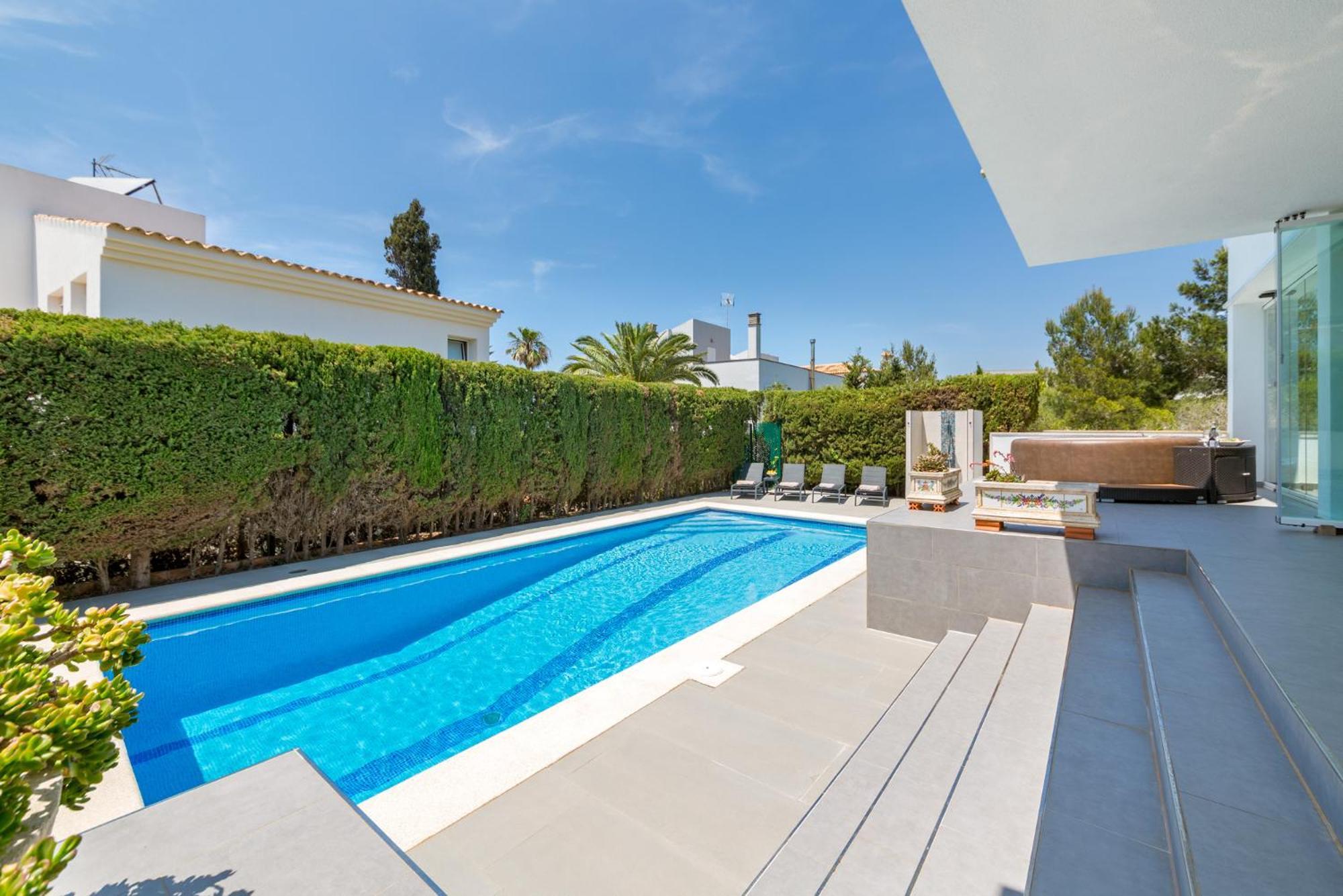 Casa Kristel Holiday home *
